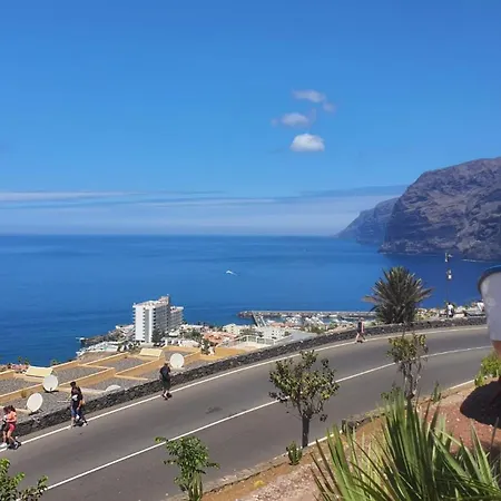 Sea View And Relax Puerto Santiago 아파트